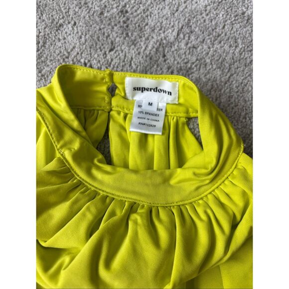 NWT Superdown Emani wrap crop top in chartreuse, Med $70 F11 - Picture 7 of 7